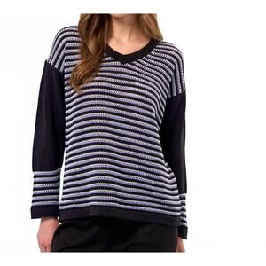 NEW FRENCH KYSS stripe v-neck top in black/multi